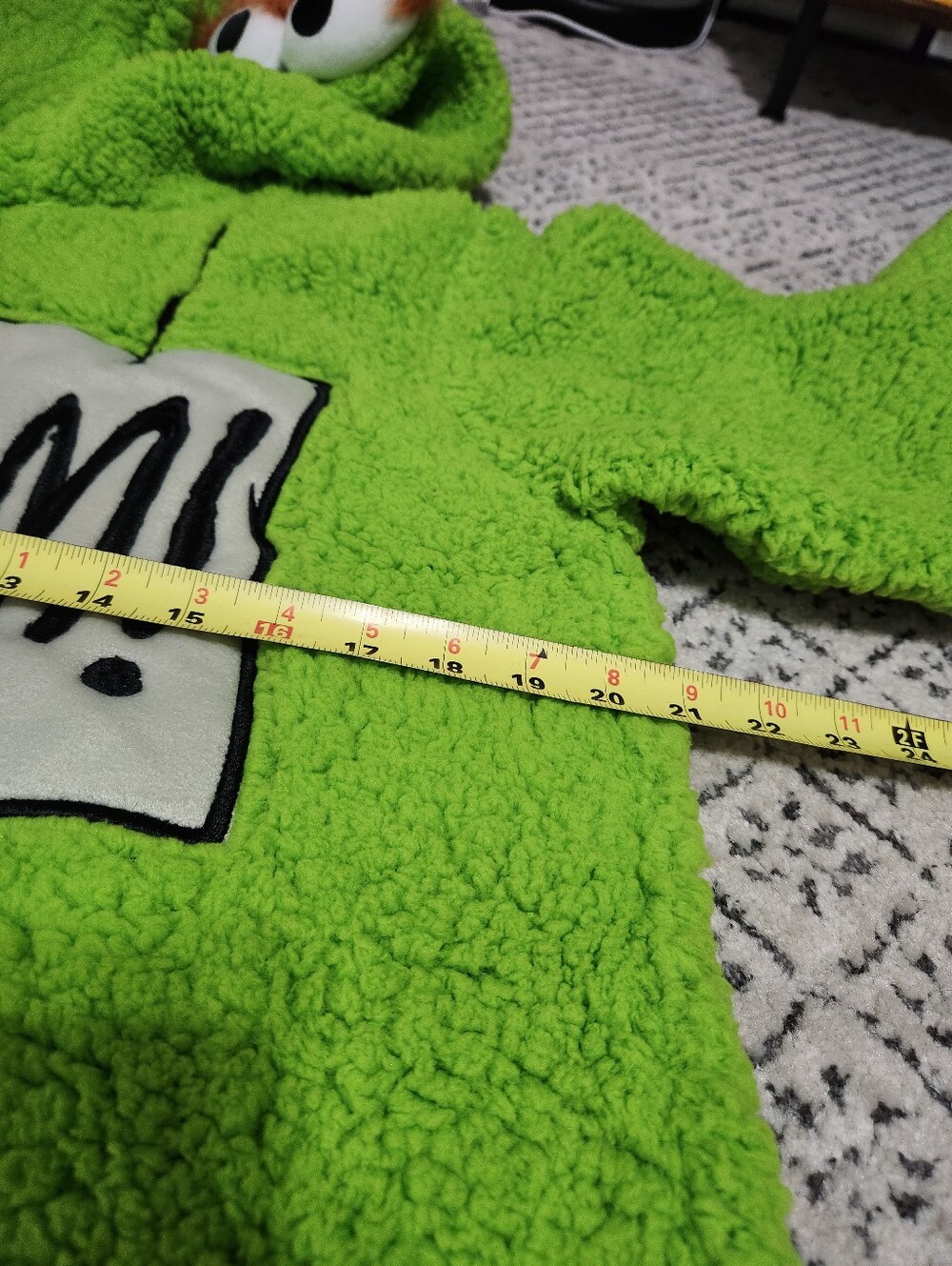 Spirit Halloween Sesame Street Oscar the Grouch Fuzzy Onesie Costume Adult S/M - Picture 5 of 8